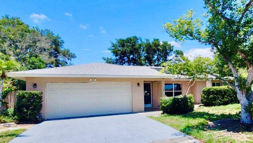 147 HOURGLASS DR Property Photo 1
