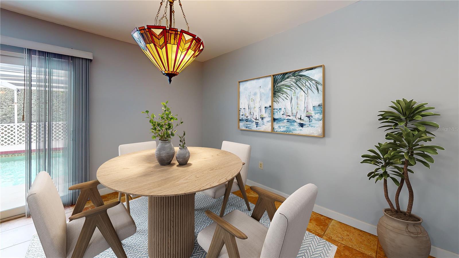 147 Hourglass Dr Property Photo 3