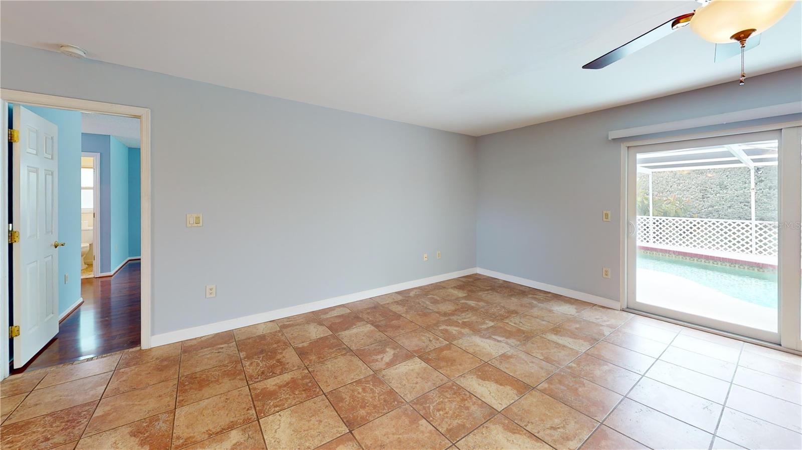 147 Hourglass Dr Property Photo 22