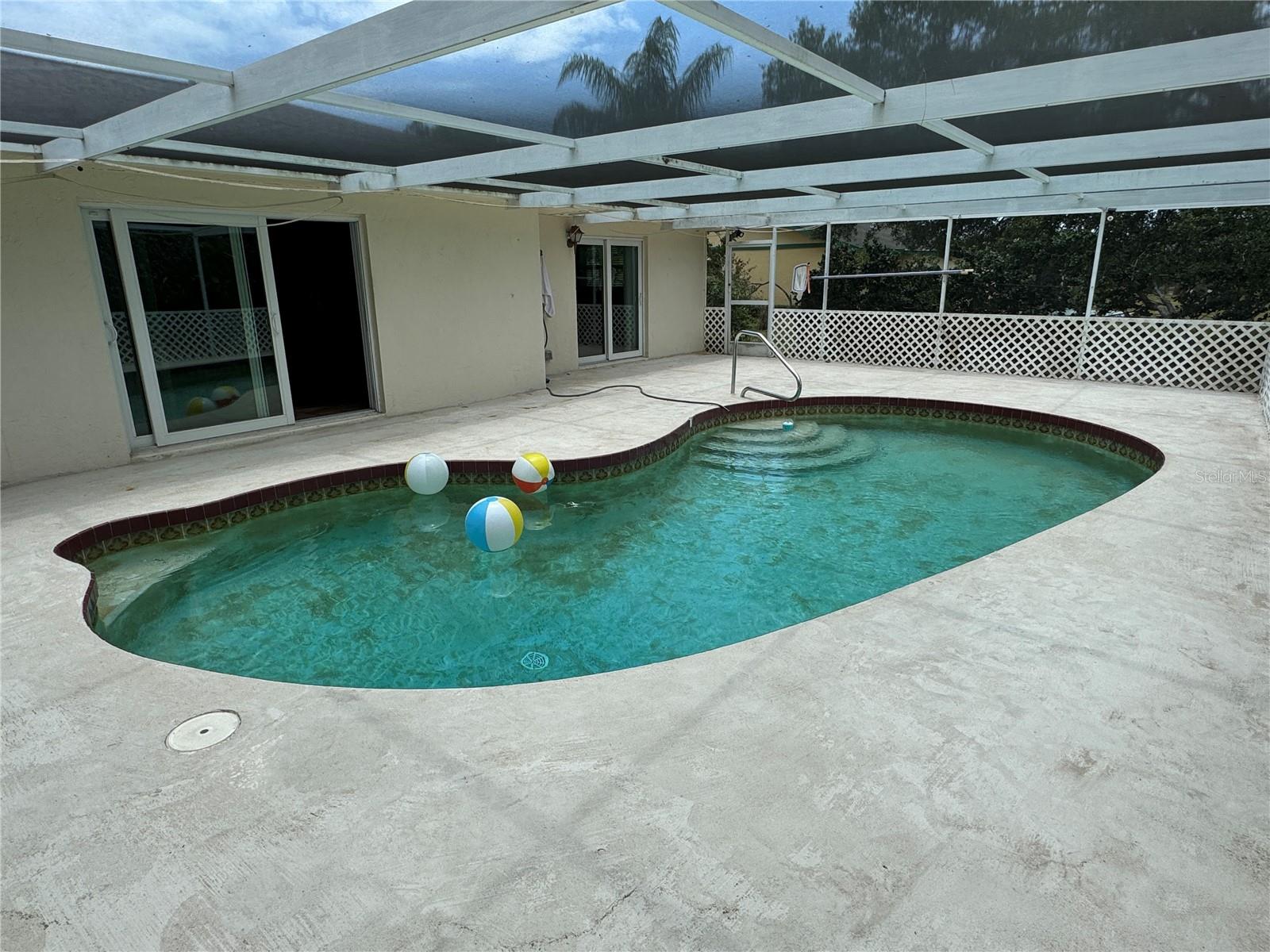 147 Hourglass Dr Property Photo 24