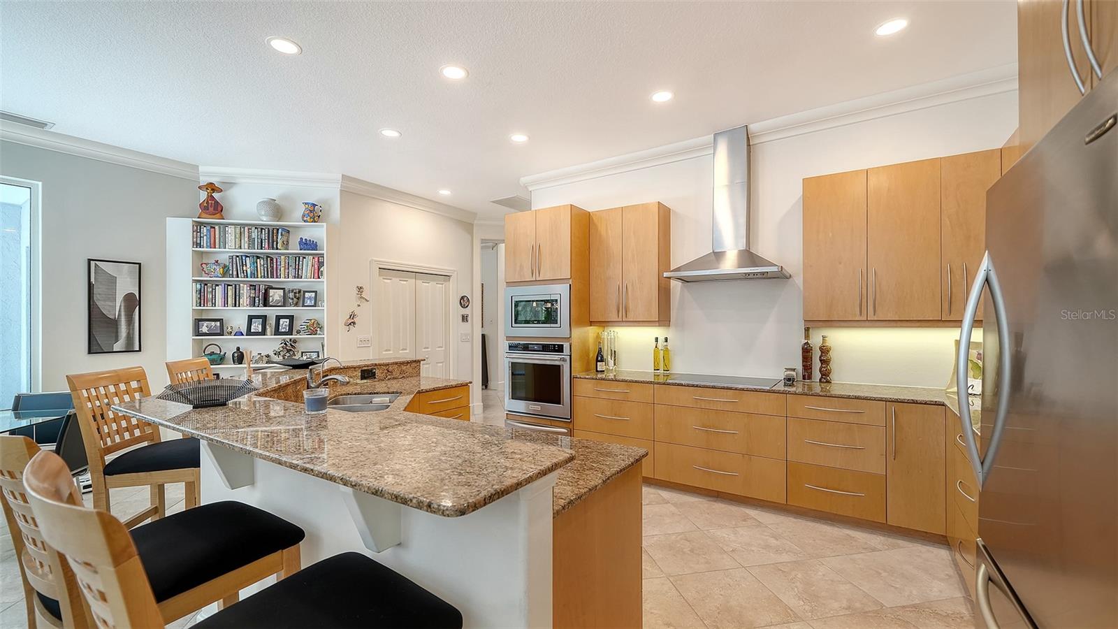 5325 Anthony Ln Property Photo 20