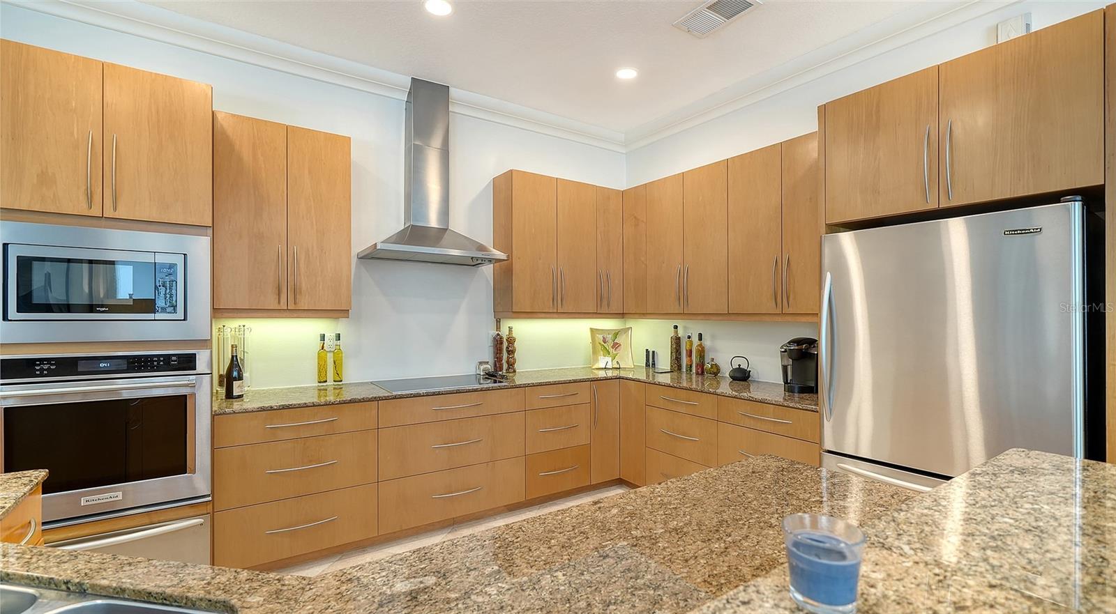 5325 Anthony Ln Property Photo 22