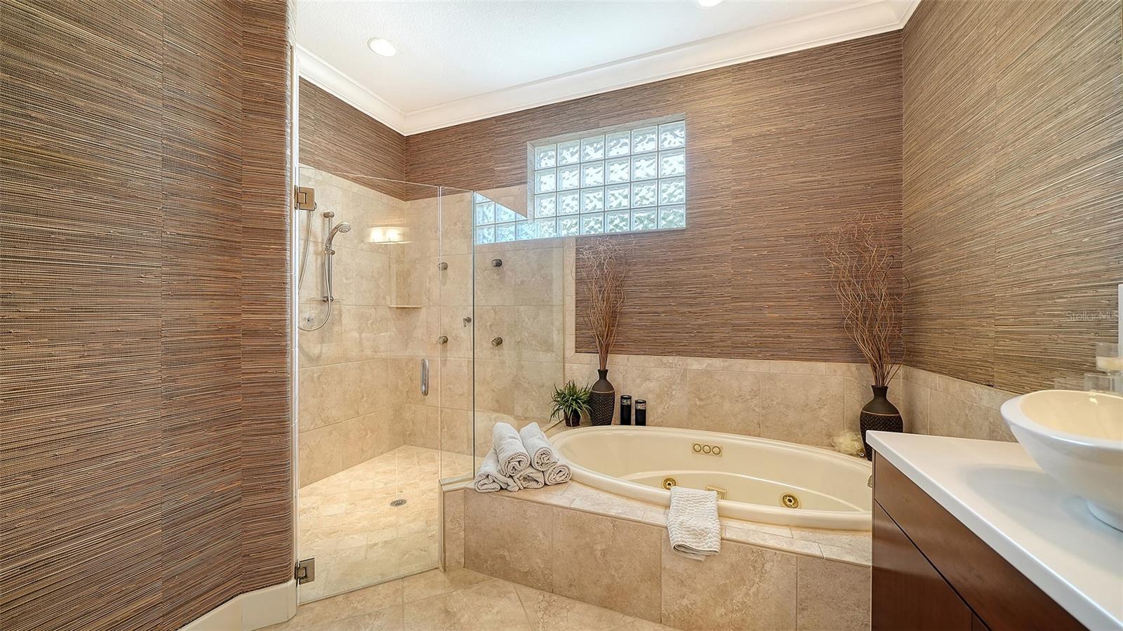 5325 Anthony Ln Property Photo 30