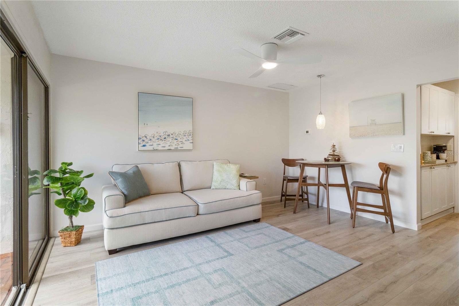 3505 Longmeadow #3 Property Photo 6