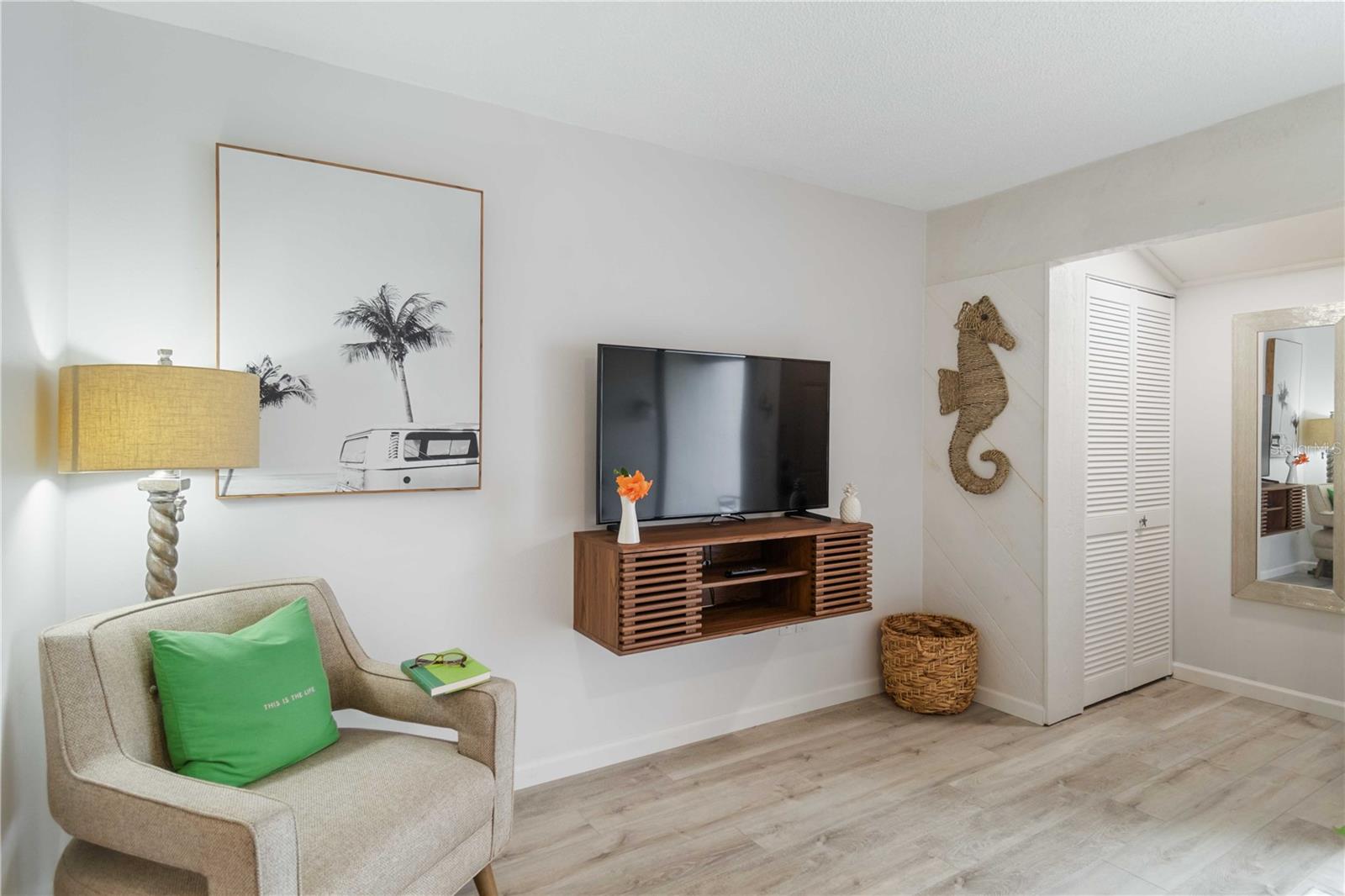3505 Longmeadow #3 Property Photo 8