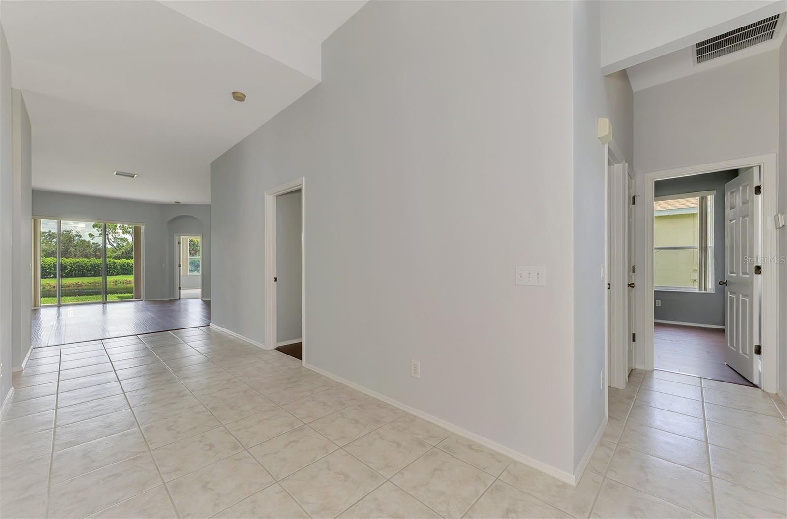 6339 Sturbridge Ct Property Photo 14