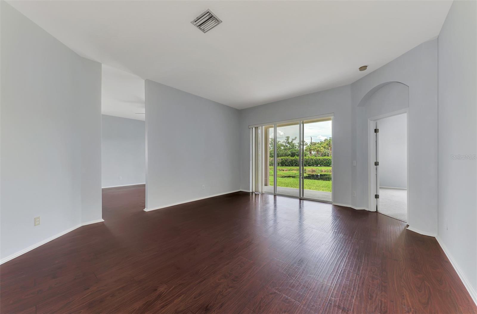 6339 Sturbridge Ct Property Photo 18