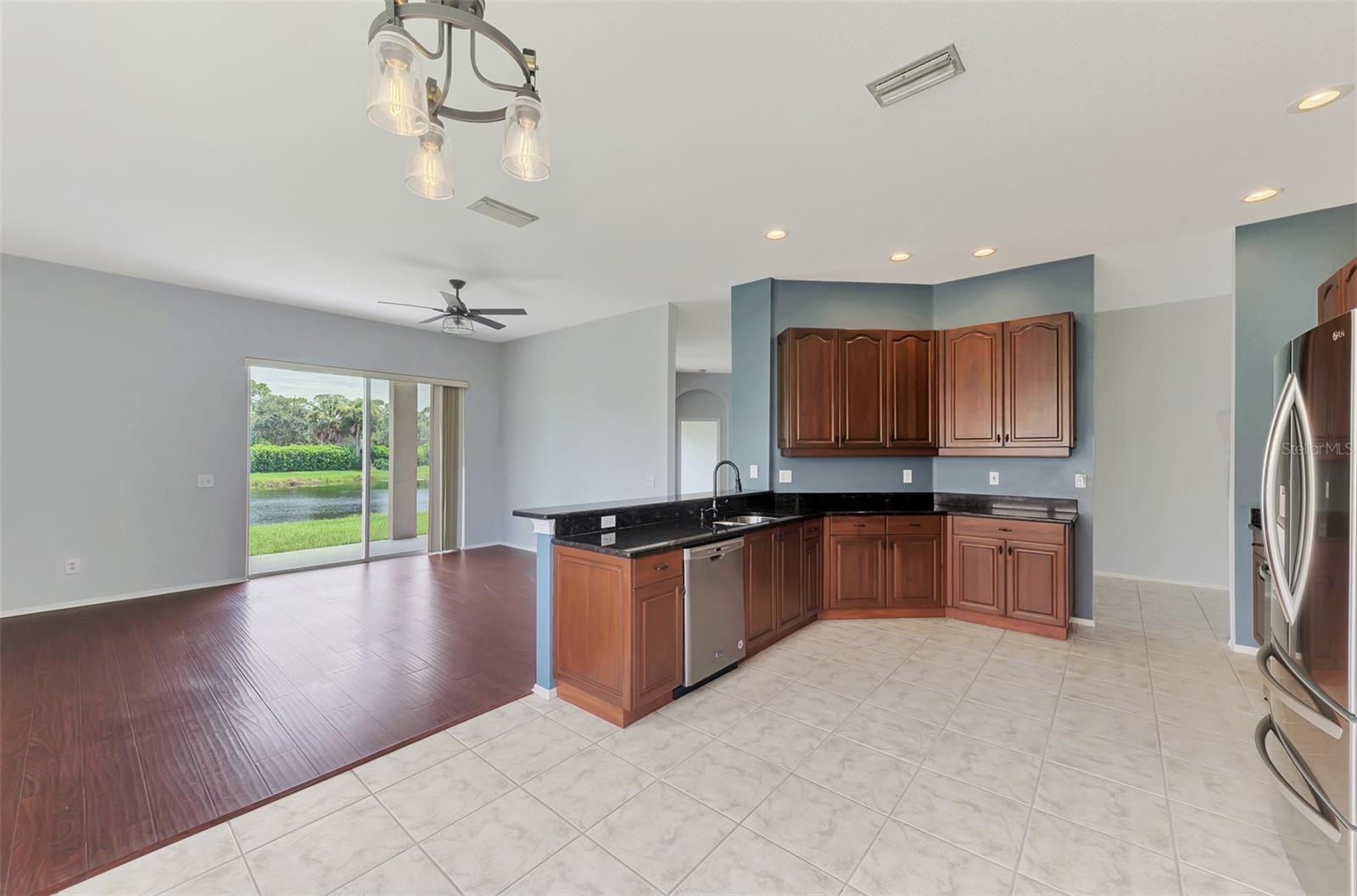 6339 Sturbridge Ct Property Photo 30