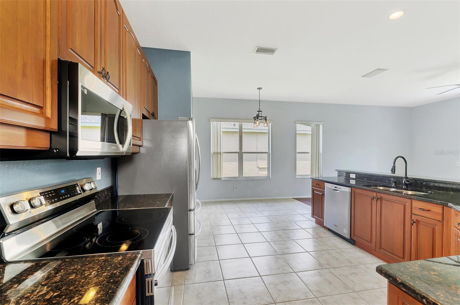 6339 Sturbridge Ct Property Photo 33