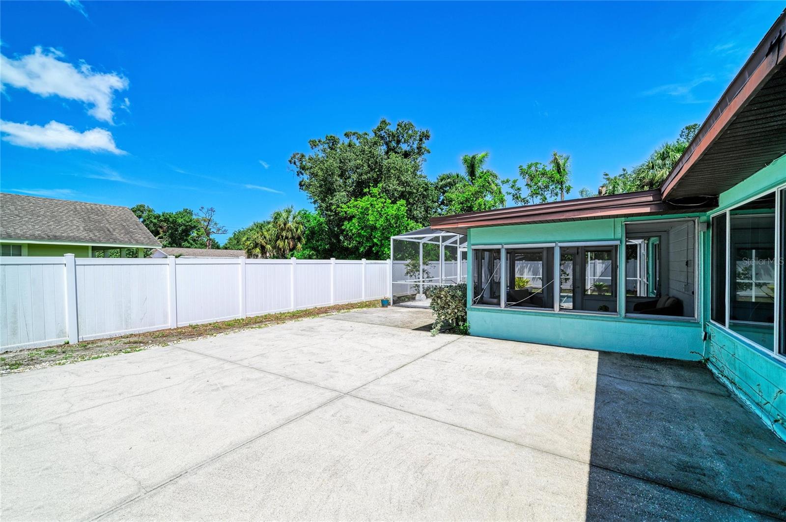 2508 14th Ave W Property Photo 55