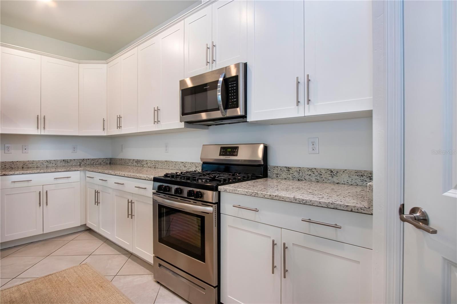 5160 Coral Reef Way Property Photo 21