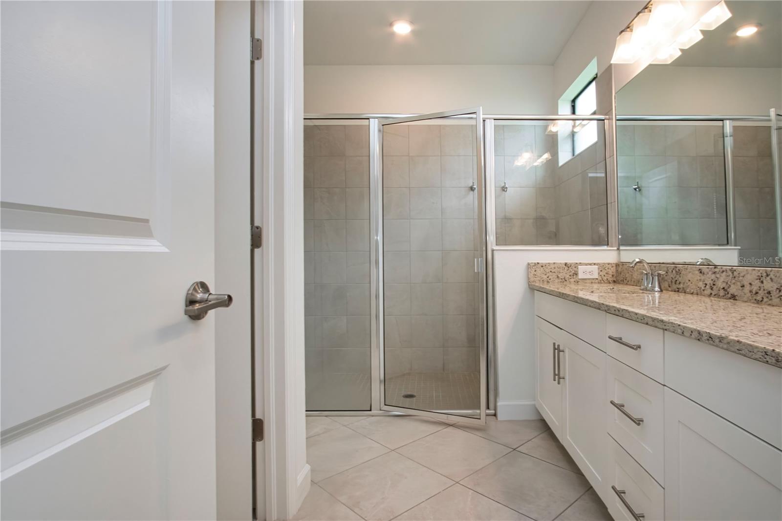 5160 Coral Reef Way Property Photo 28