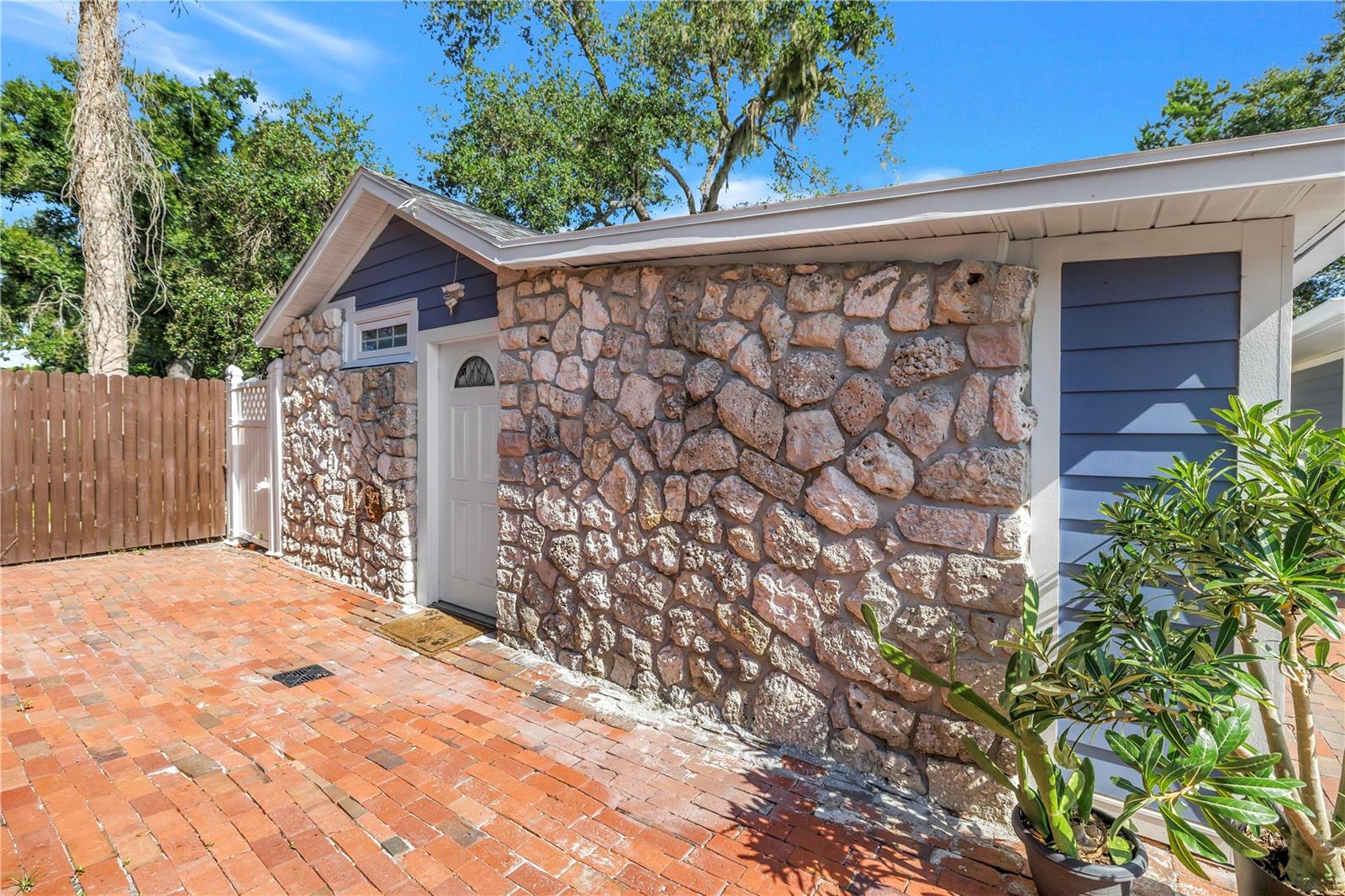 2635 Hyde Park St Property Photo 40