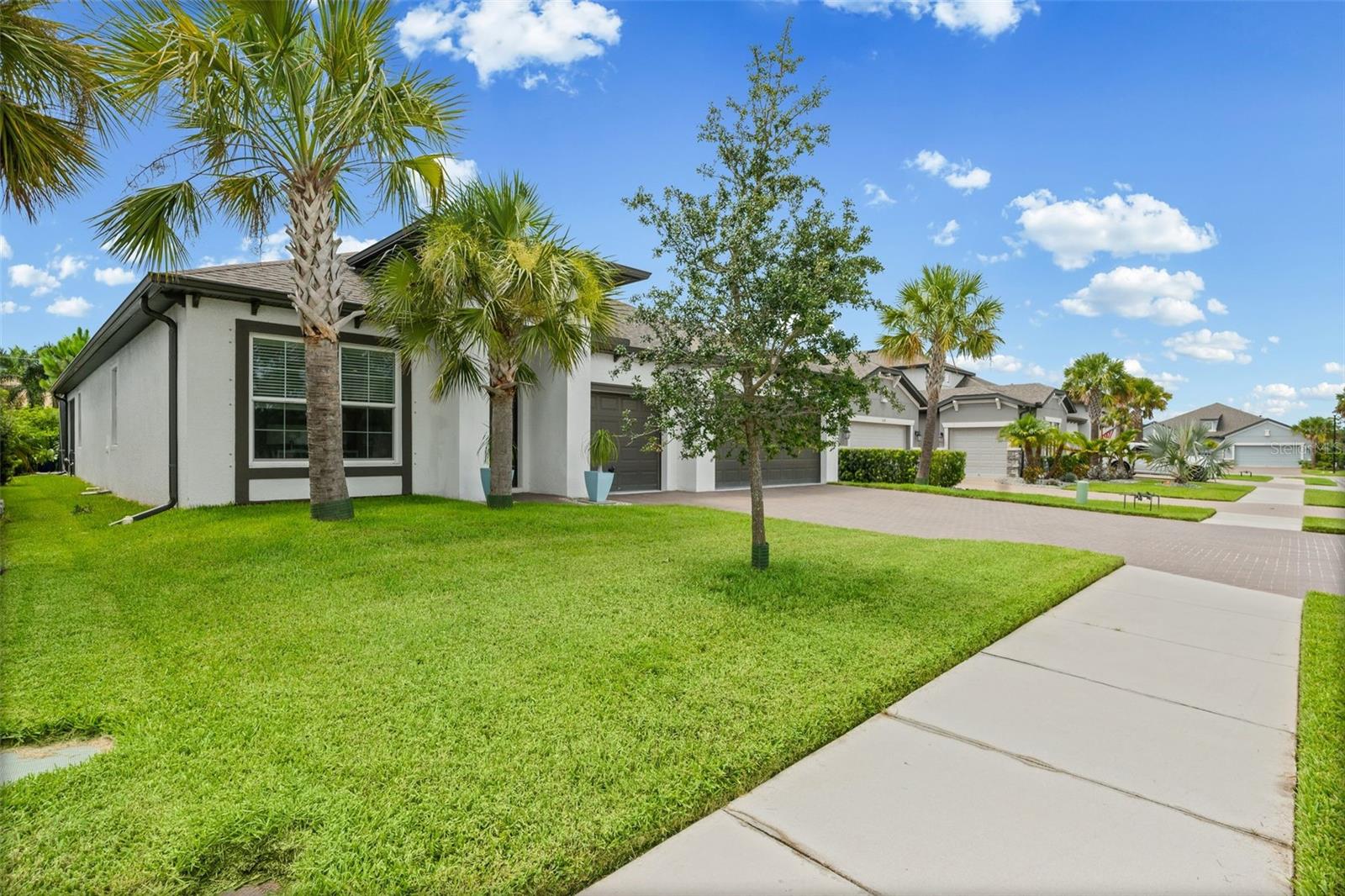 1024 Fernleaf Run Property Photo 2