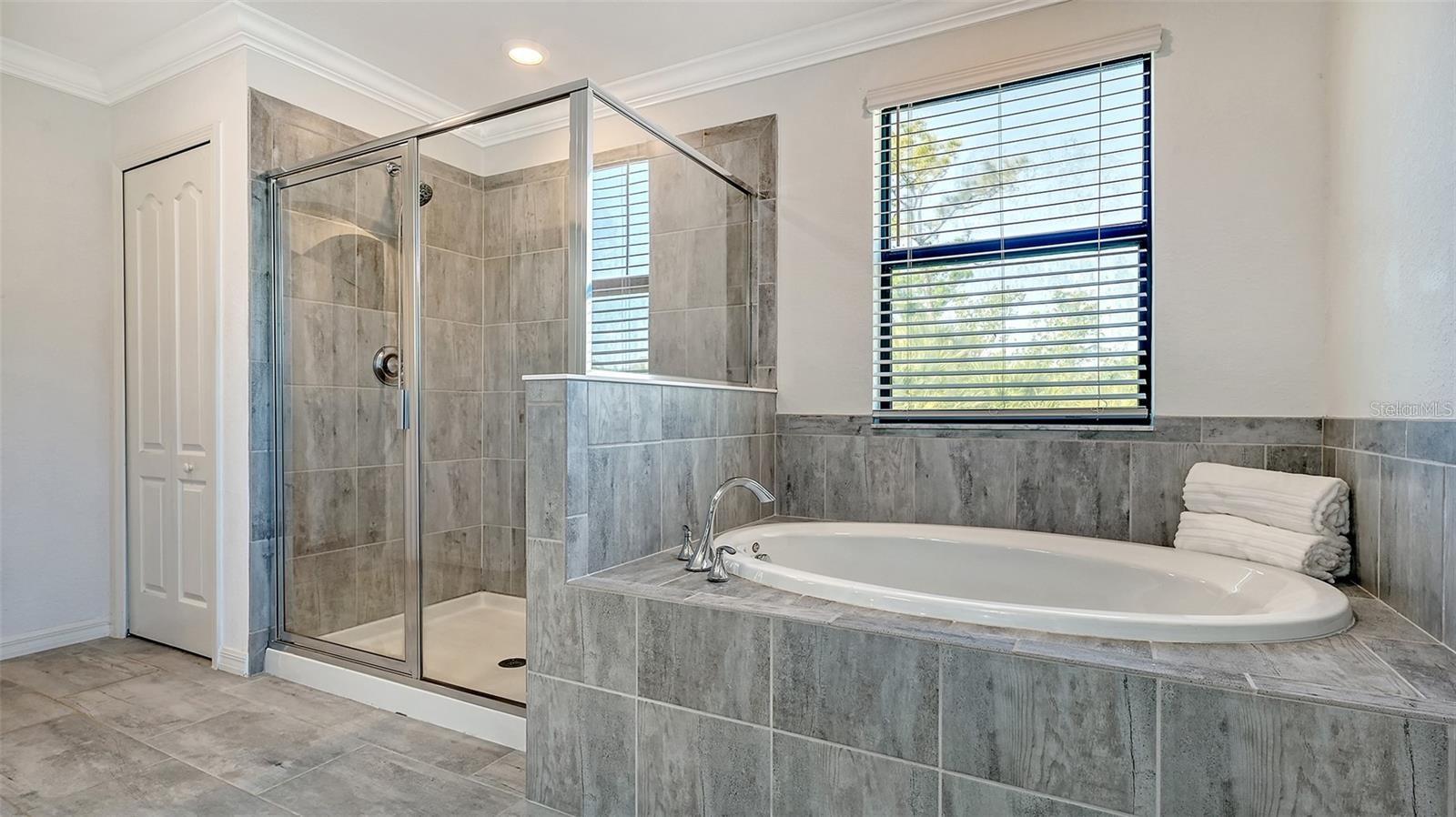 12801 Cinqueterre Dr Property Photo 33
