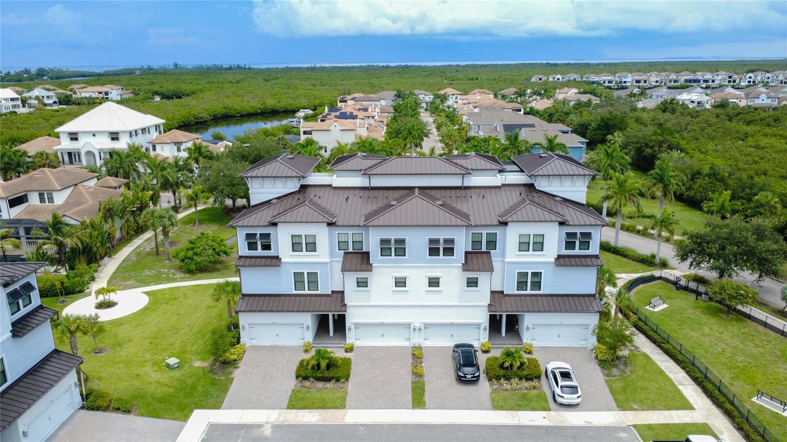 3023 Bermuda Sloop Circle Property Photo 3