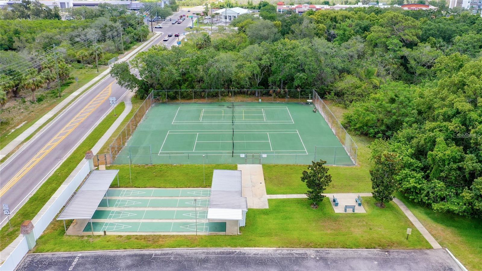 1250 S Pinellas Ave #511 Property Photo 16