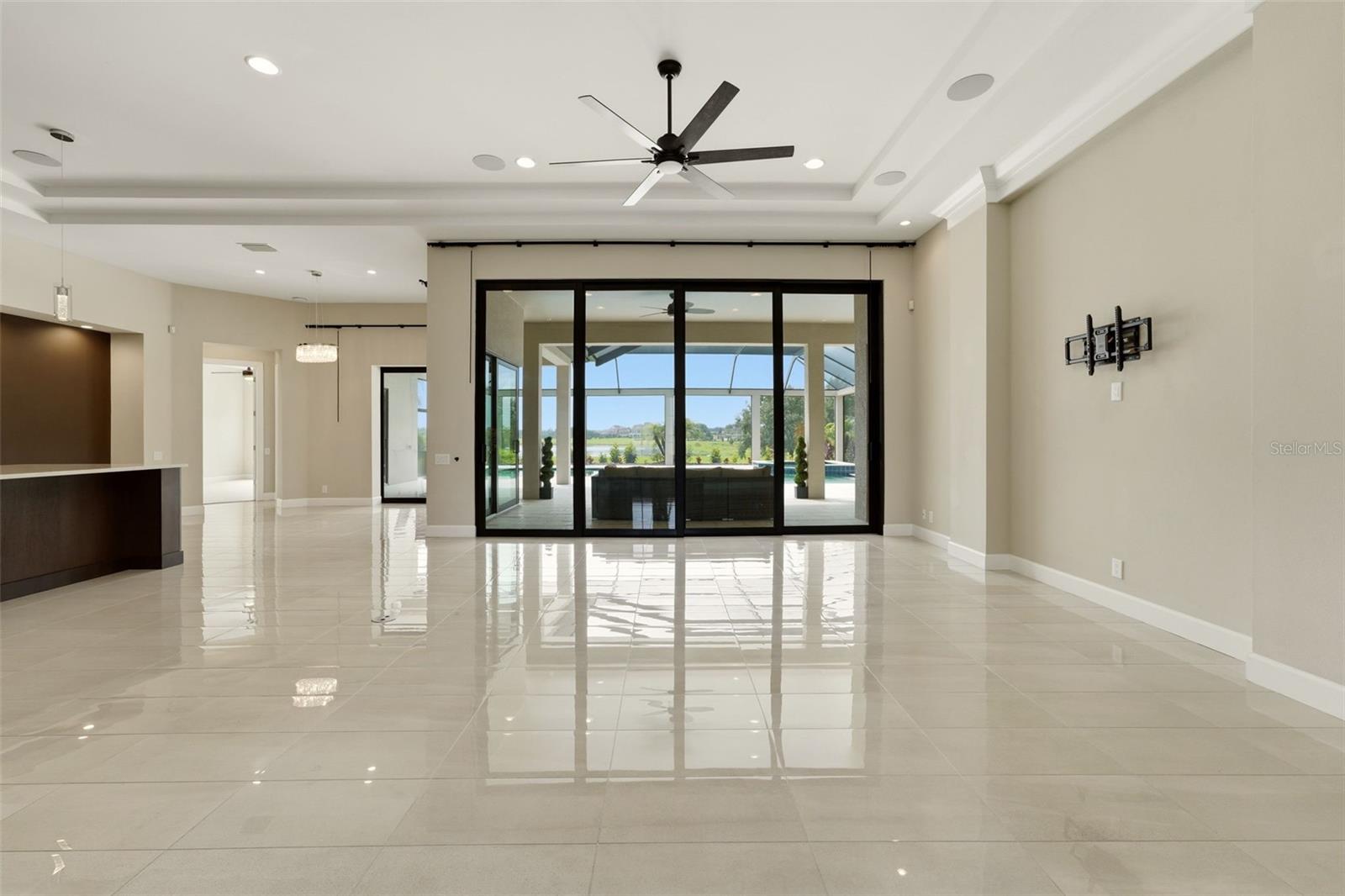 10741 Osprey Landing Way Property Photo 5