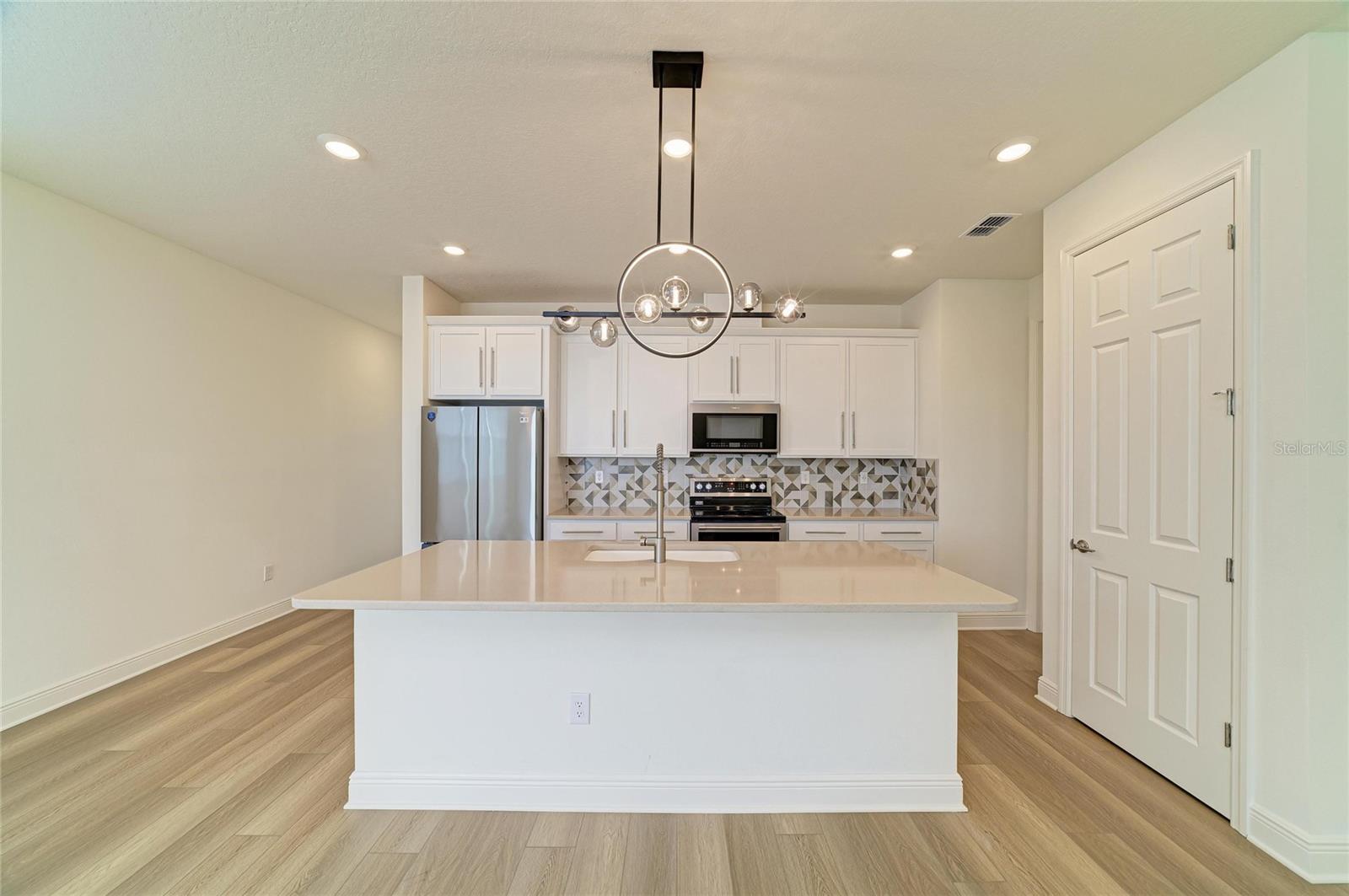 10455 Wet Marsh Cv Property Photo 8