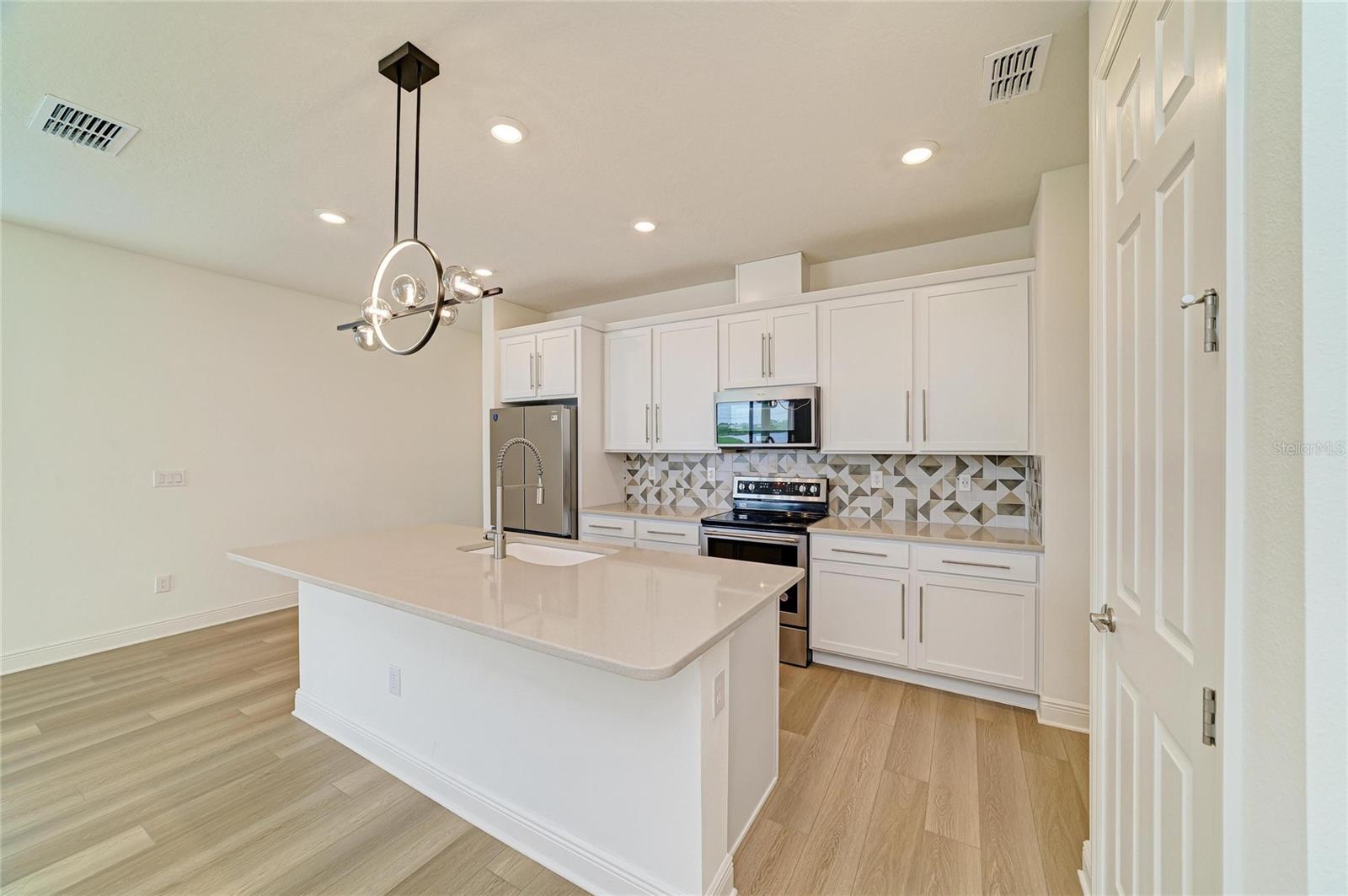 10455 Wet Marsh Cv Property Photo 10