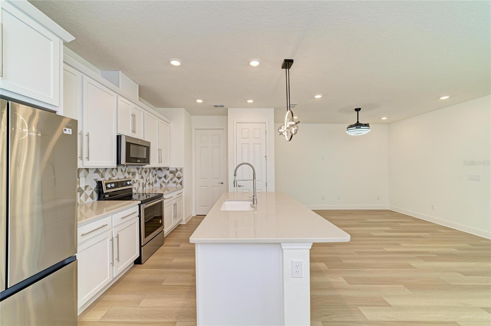10455 Wet Marsh Cv Property Photo 12