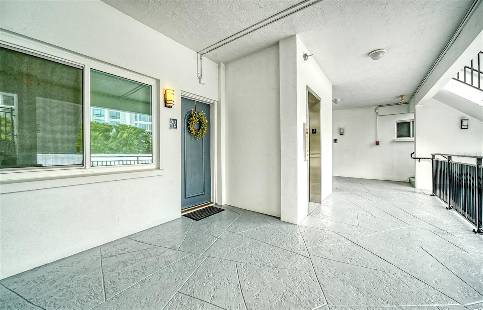 400 Golden Gate Pt #22 Property Photo 29