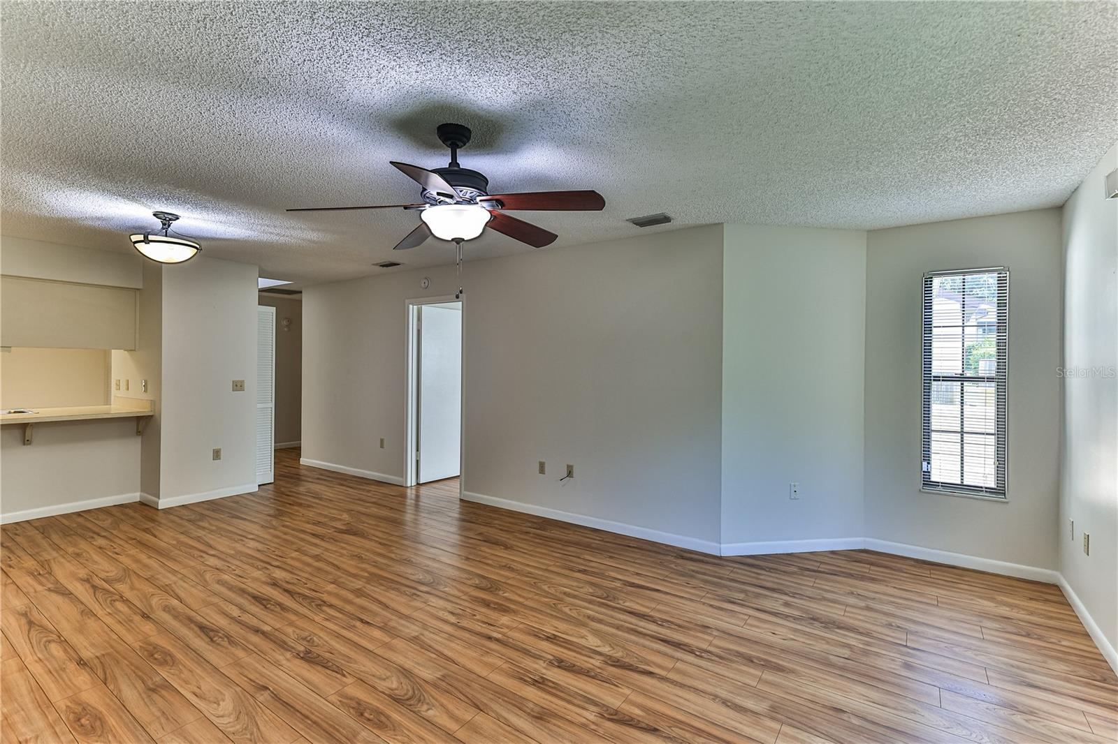 3333 S Liverpool Pt Property Photo 2