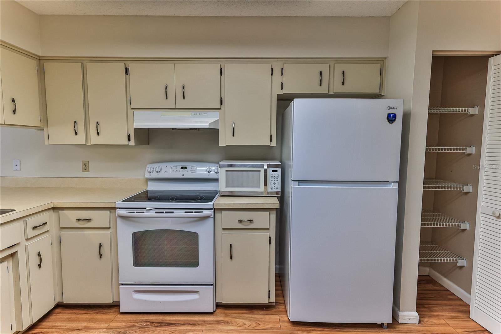 3333 S Liverpool Pt Property Photo 7