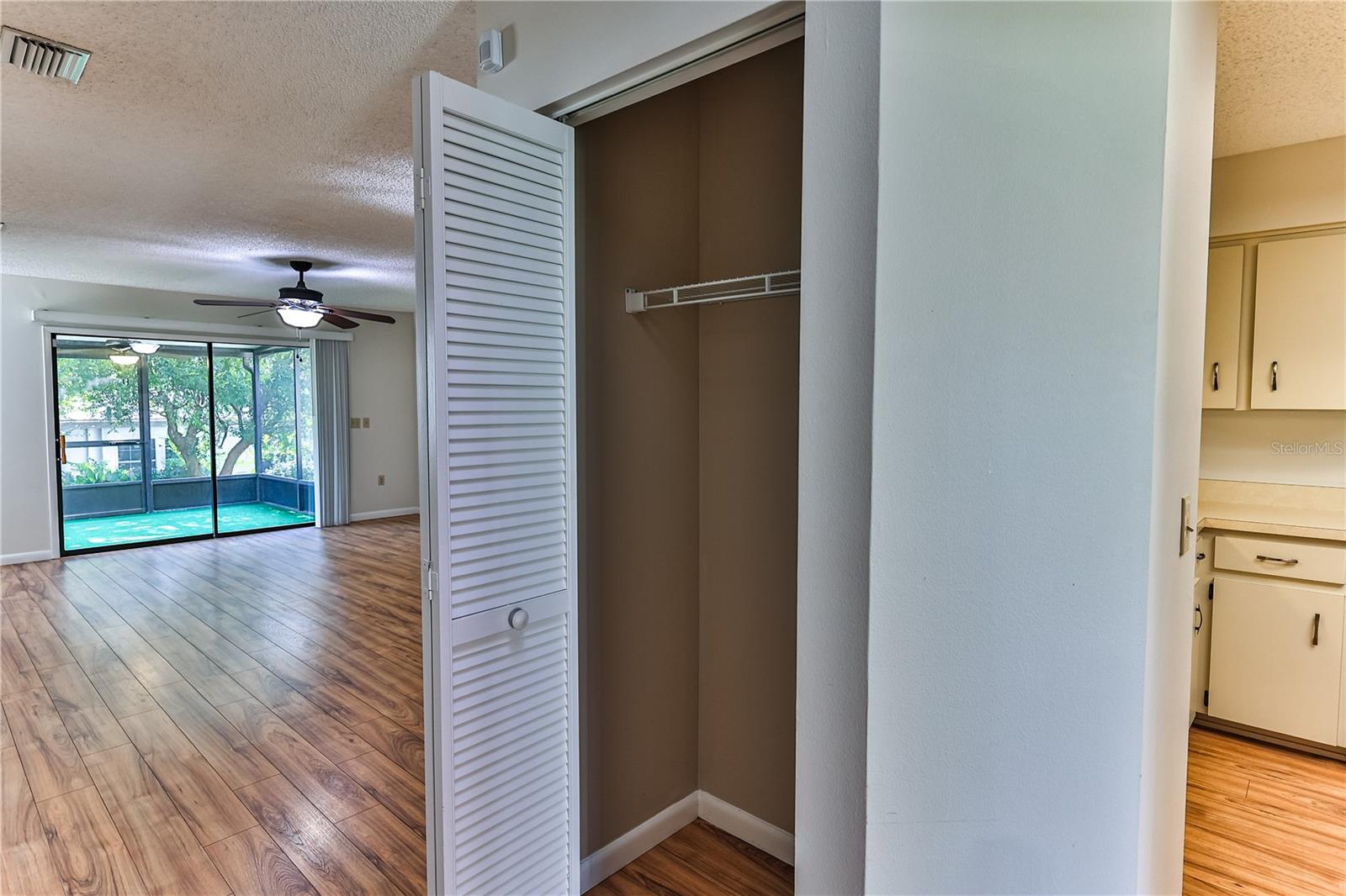 3333 S Liverpool Pt Property Photo 10