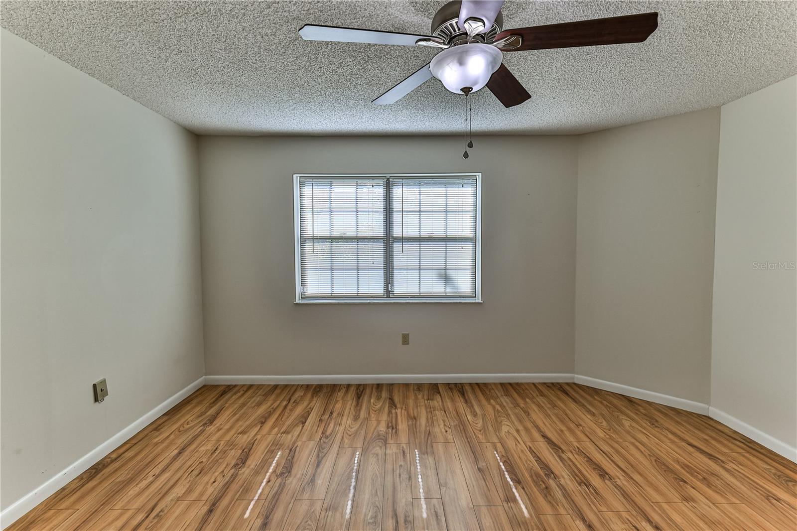 3333 S Liverpool Pt Property Photo 11