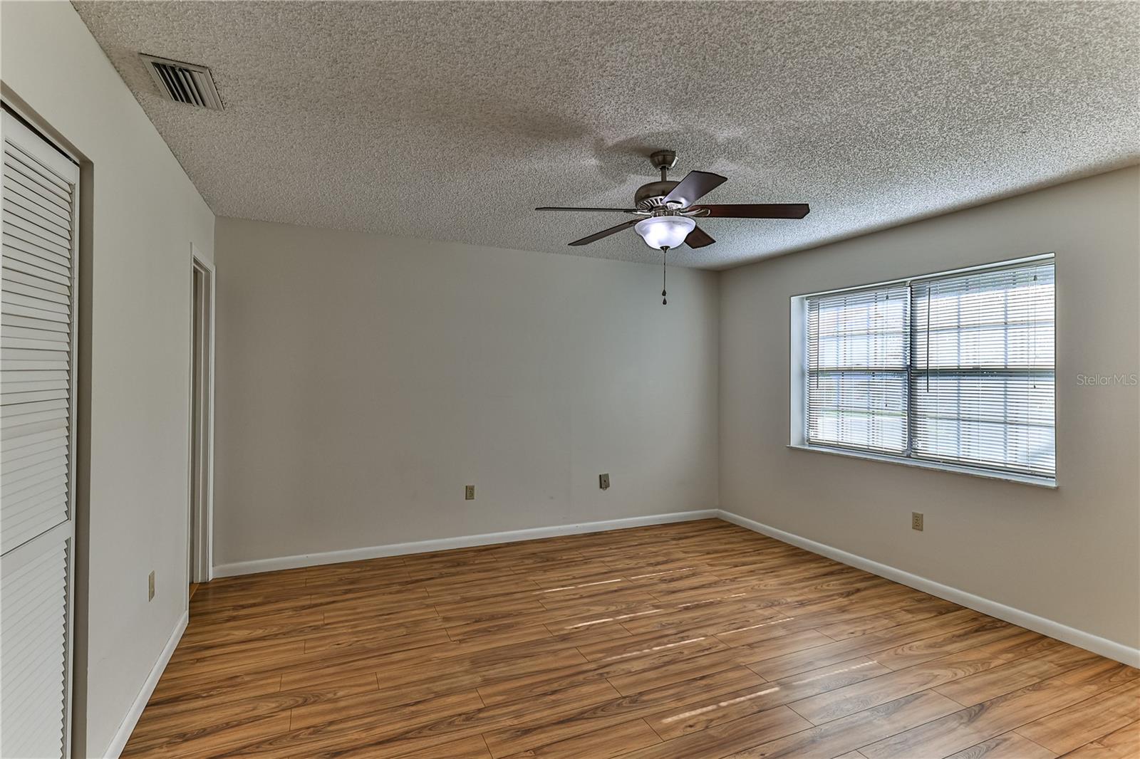 3333 S Liverpool Pt Property Photo 14