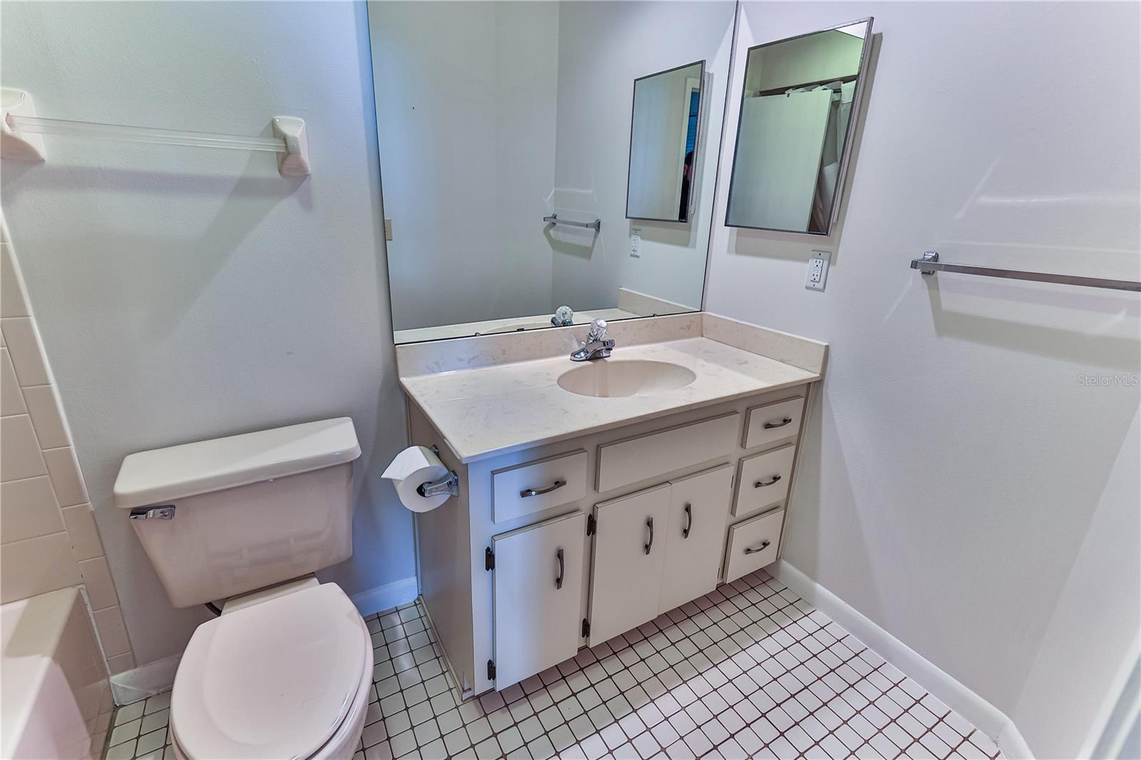 3333 S Liverpool Pt Property Photo 22