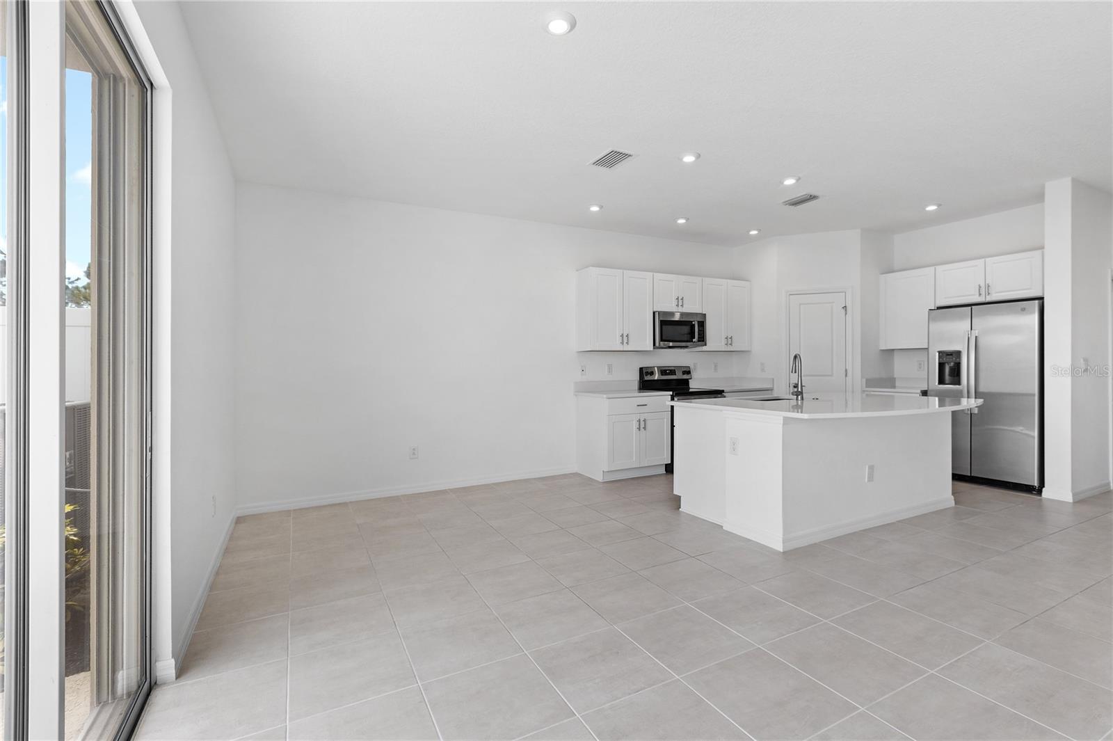 5780 Haven Ter Property Photo 10