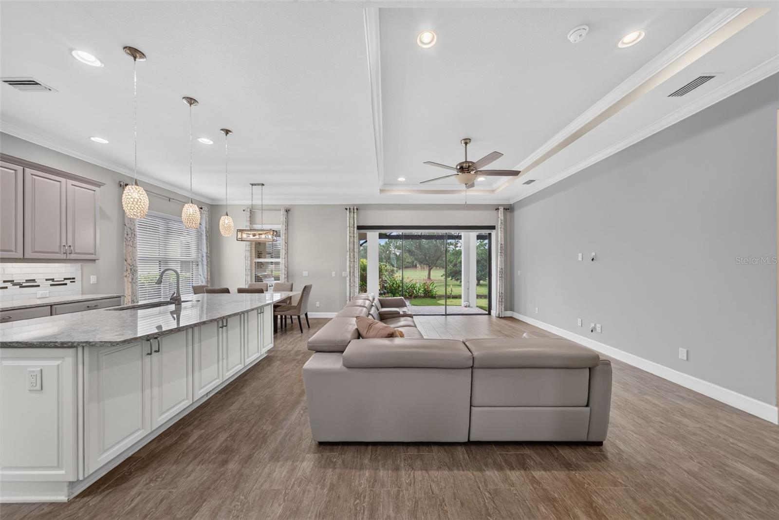 12758 Sorrento Way Property Photo 8