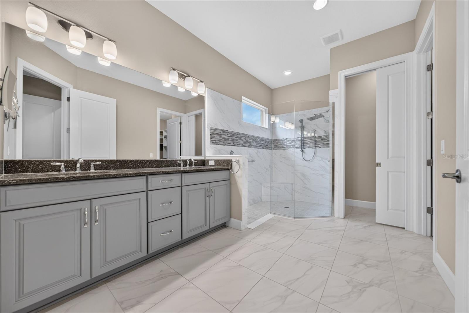 12758 Sorrento Way Property Photo 12