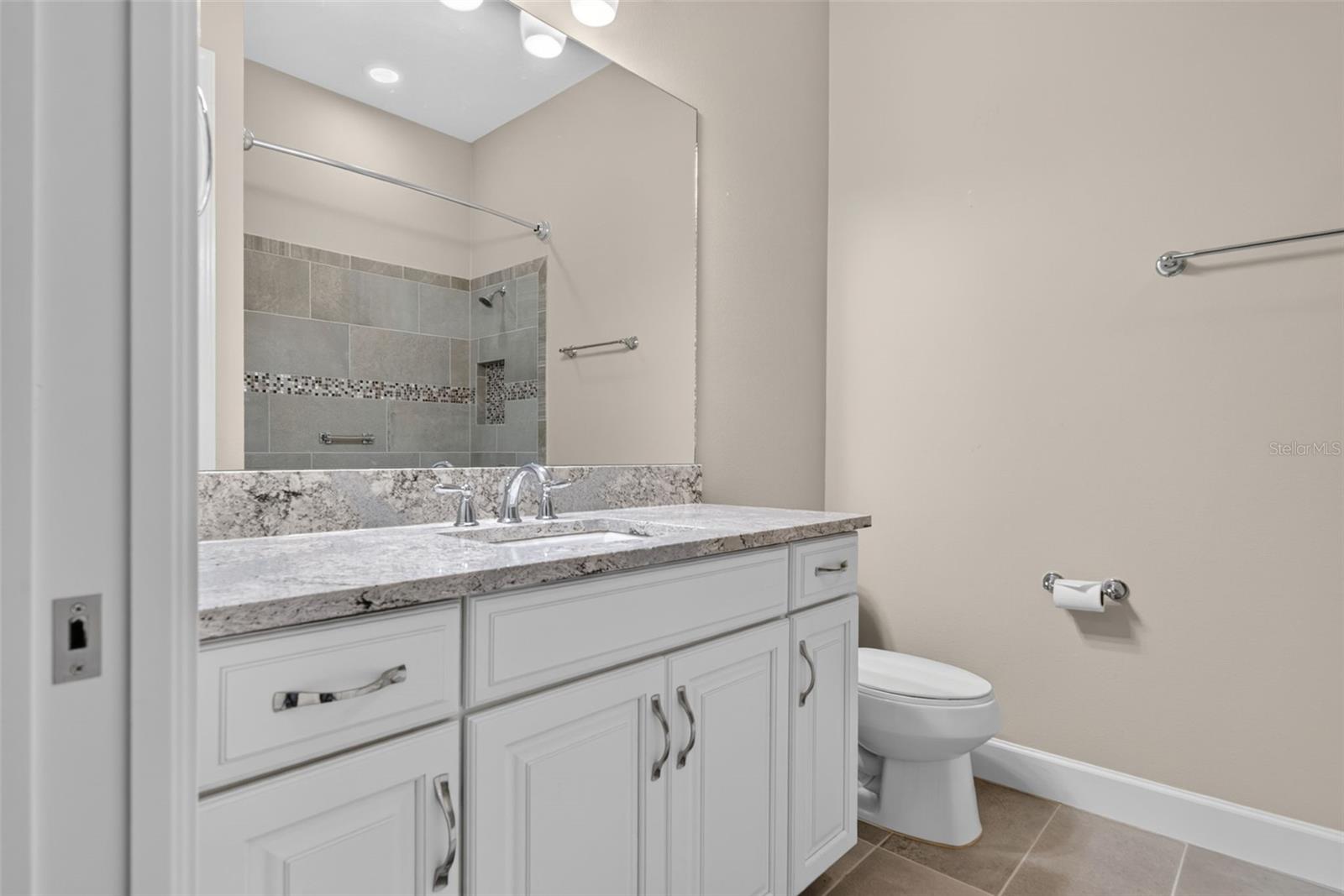 12758 Sorrento Way Property Photo 14