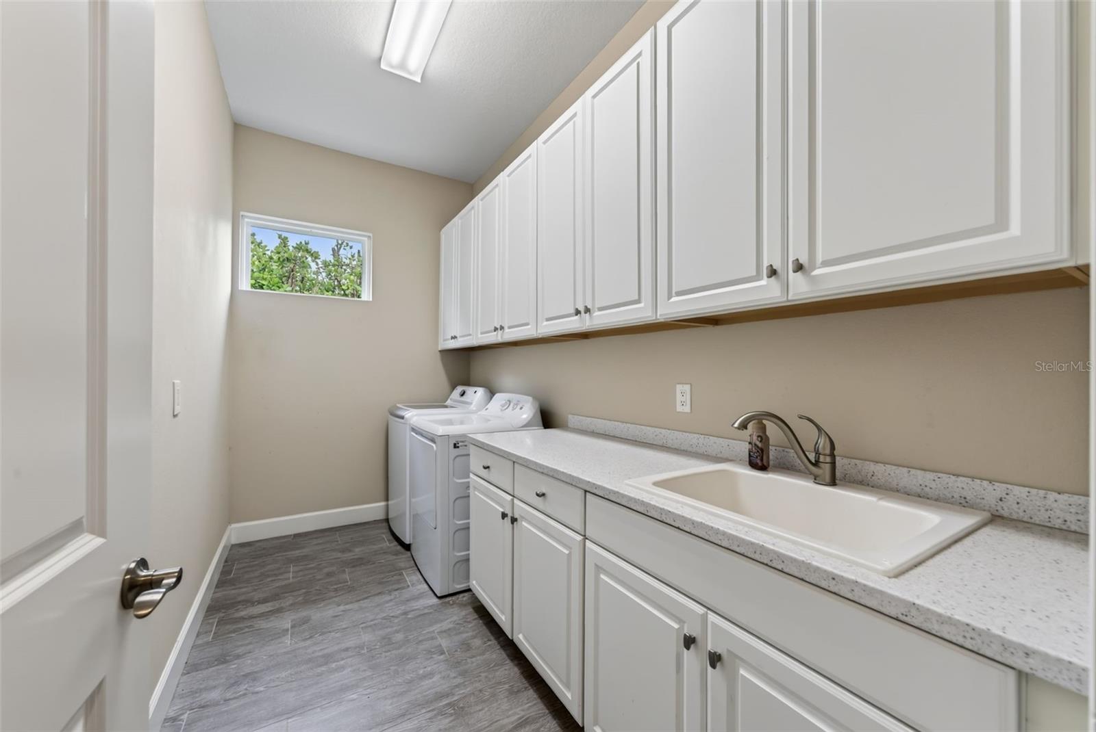 12758 Sorrento Way Property Photo 18