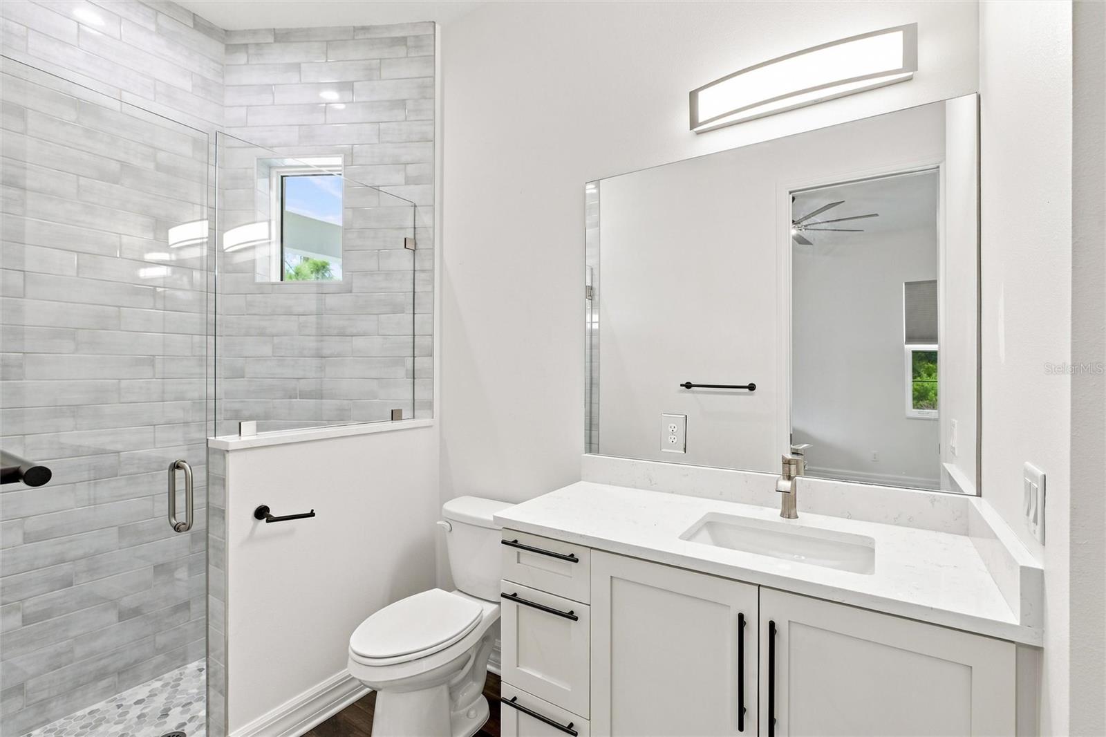 8146 Tropicaire Blvd Property Photo 21