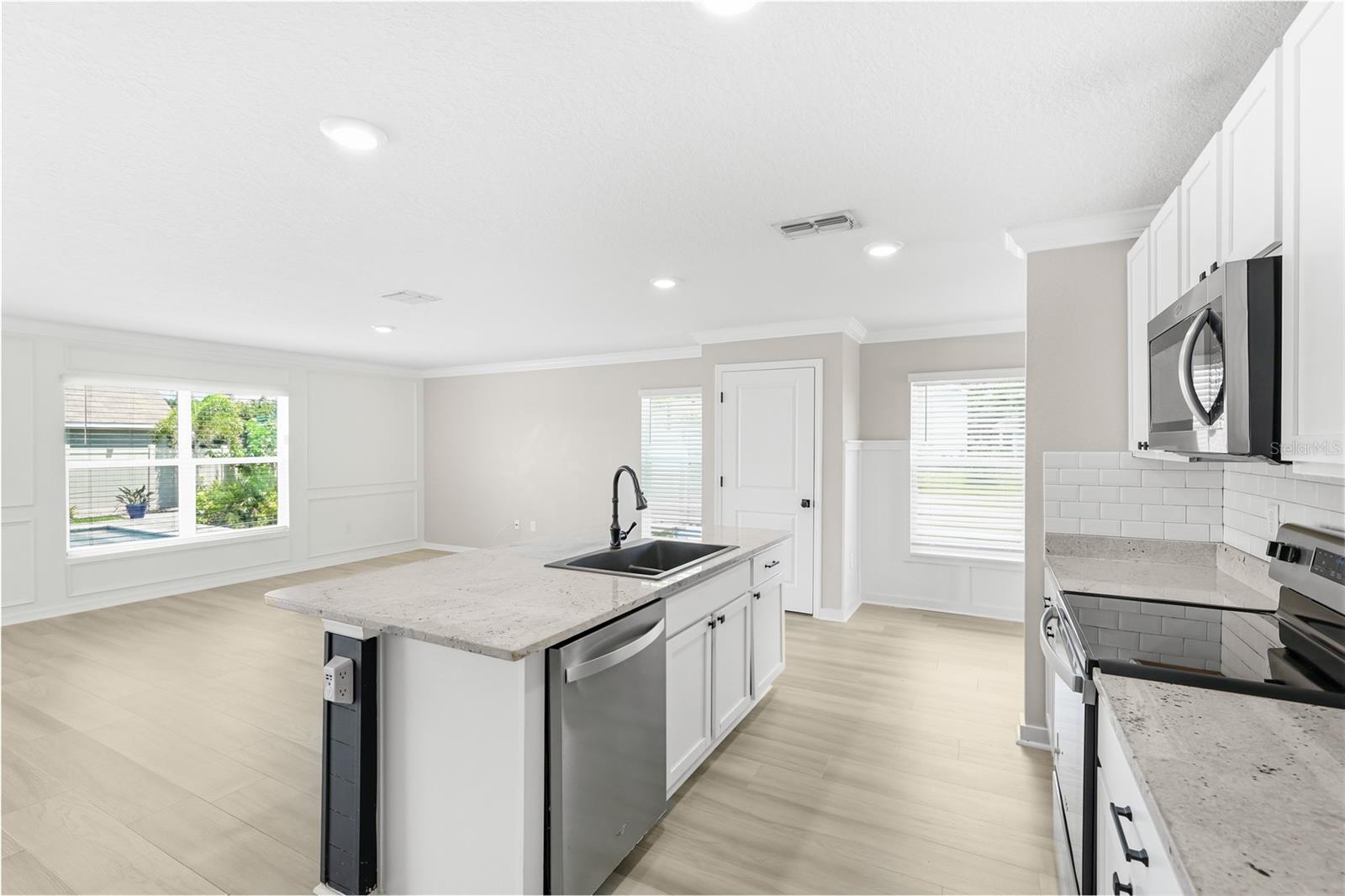 12272 High Rock Way Property Photo 11
