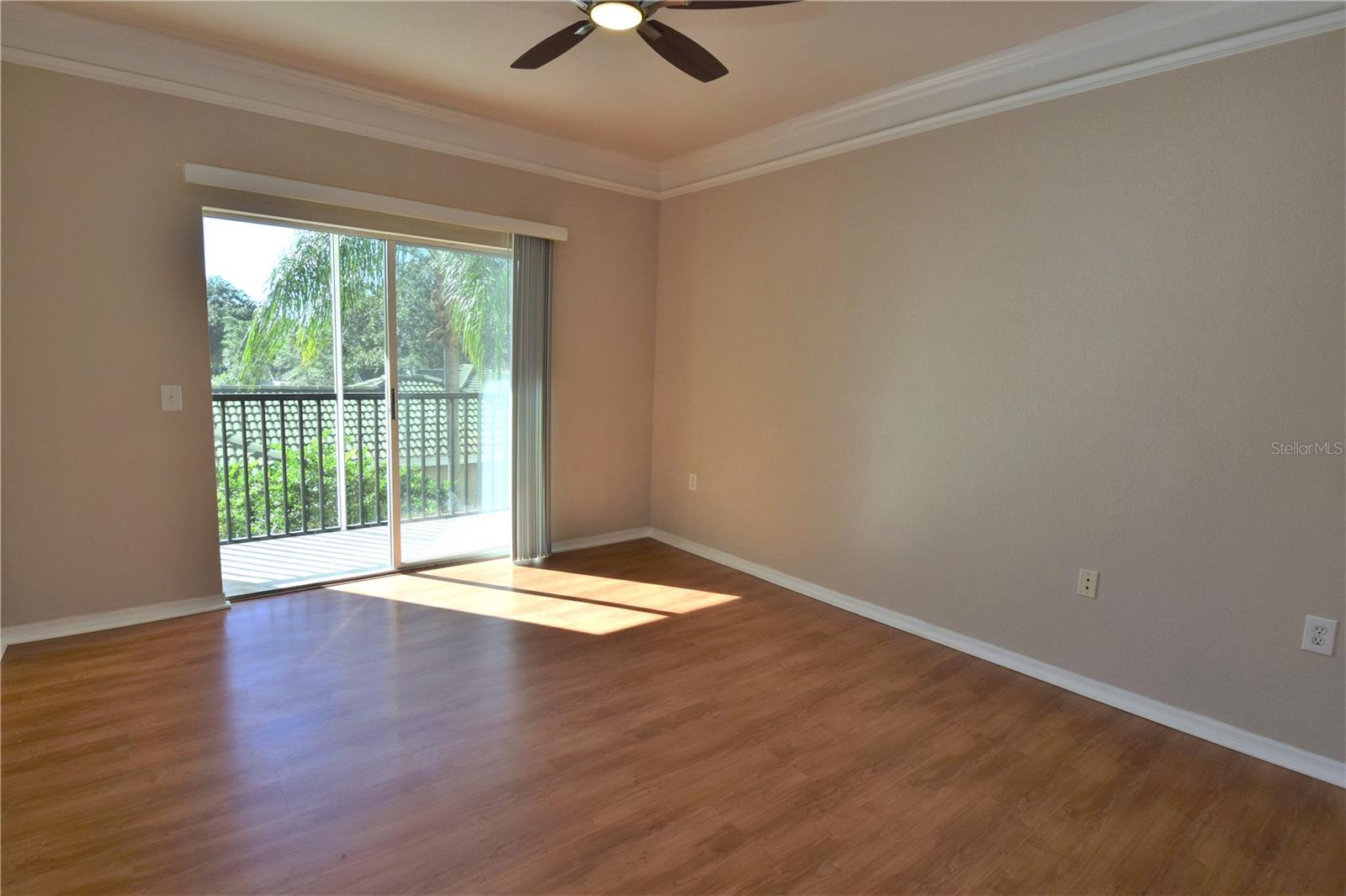 5122 Northridge Rd #202 Property Photo 6