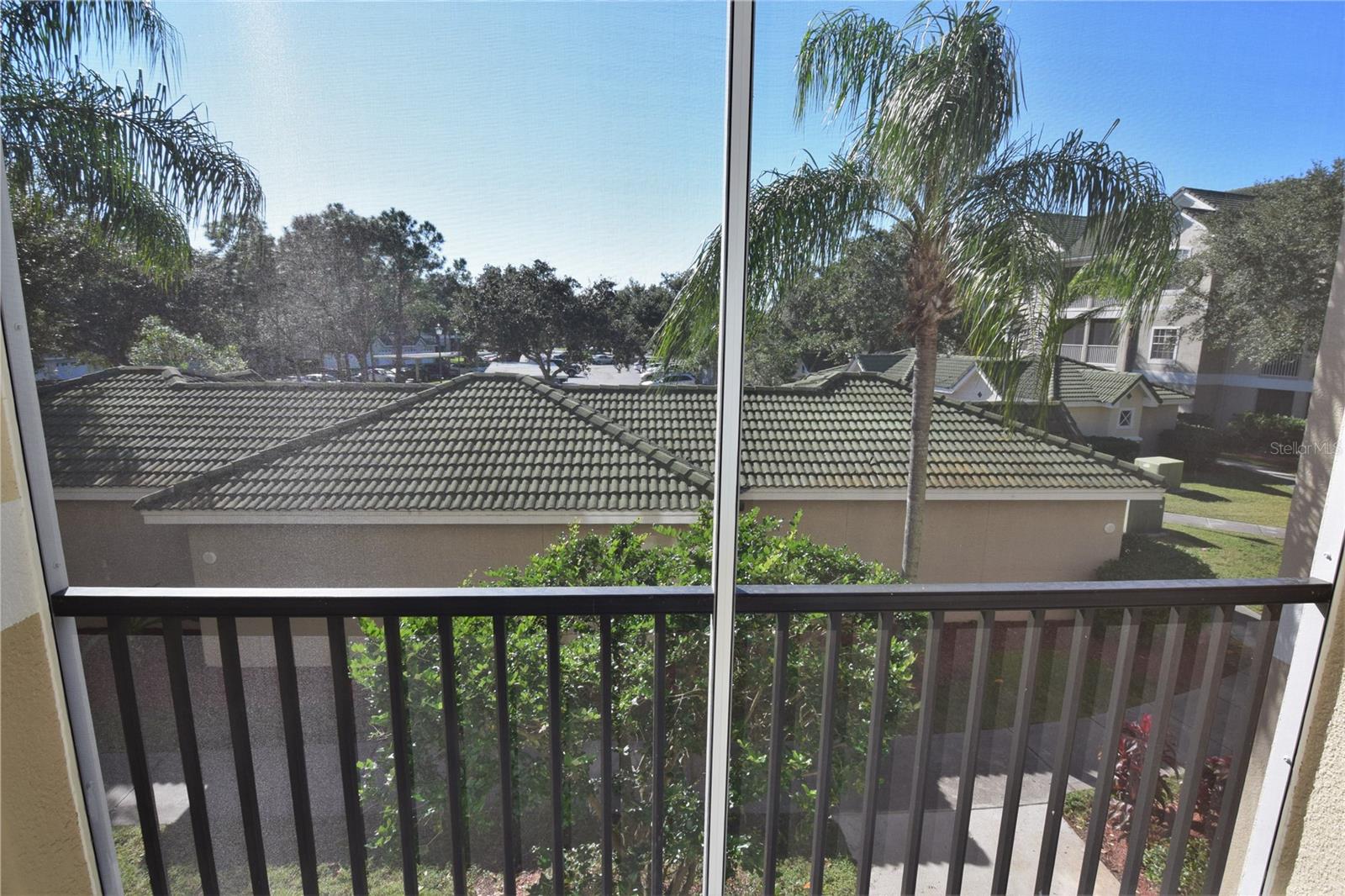 5122 Northridge Rd #202 Property Photo 16
