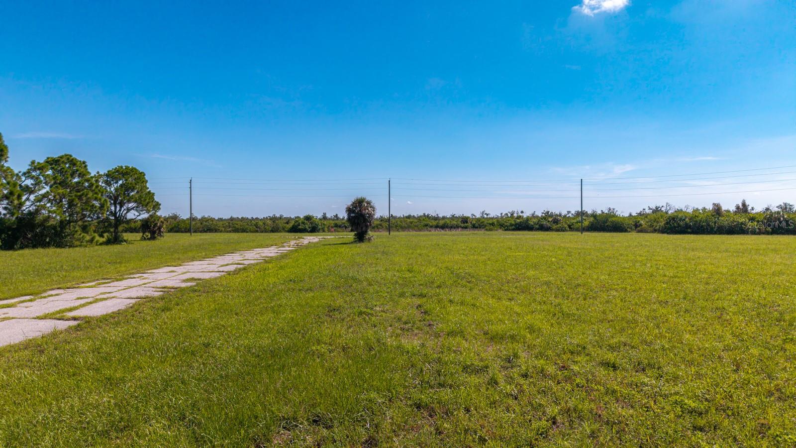 12368 Croker Ct Property Photo 13