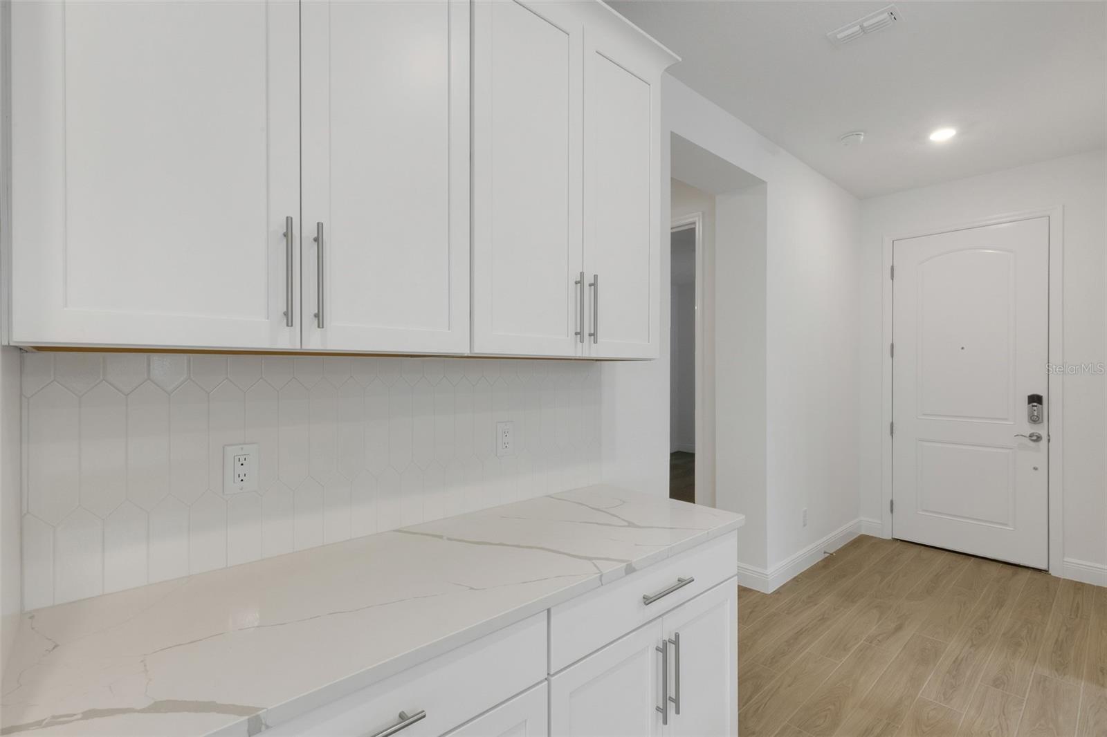 18135 Cherished Loop Property Photo 7