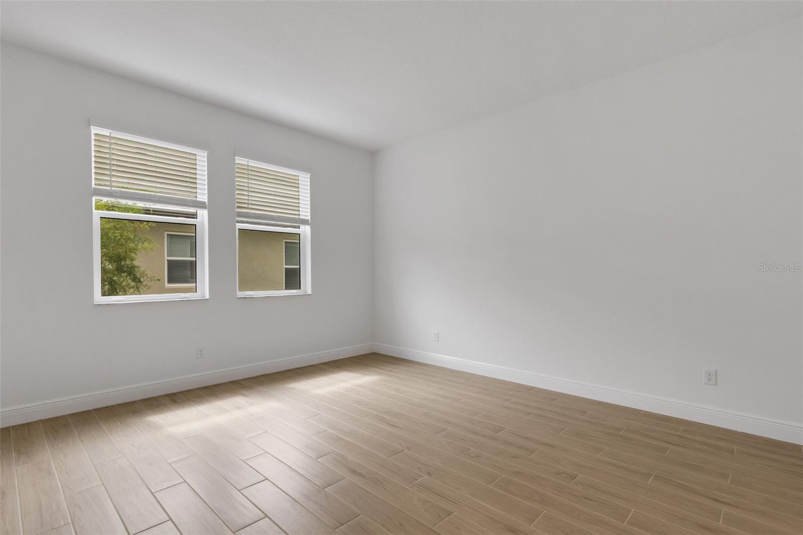 18135 Cherished Loop Property Photo 10