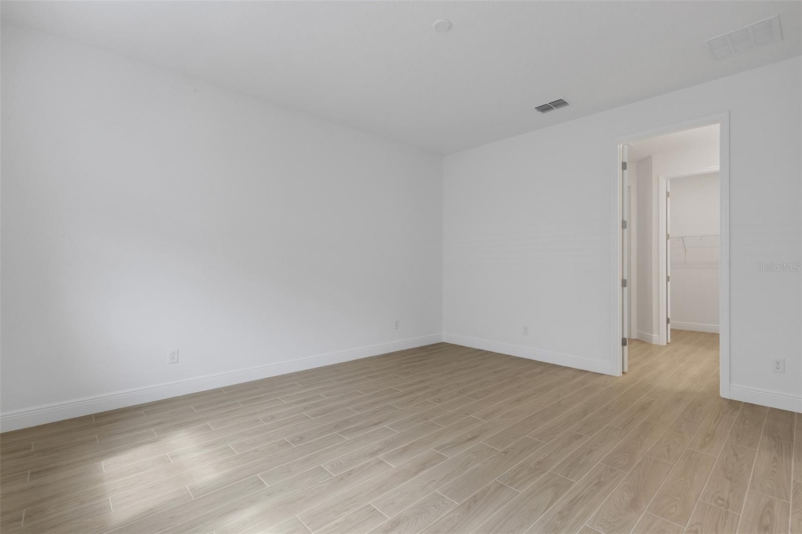 18135 Cherished Loop Property Photo 13