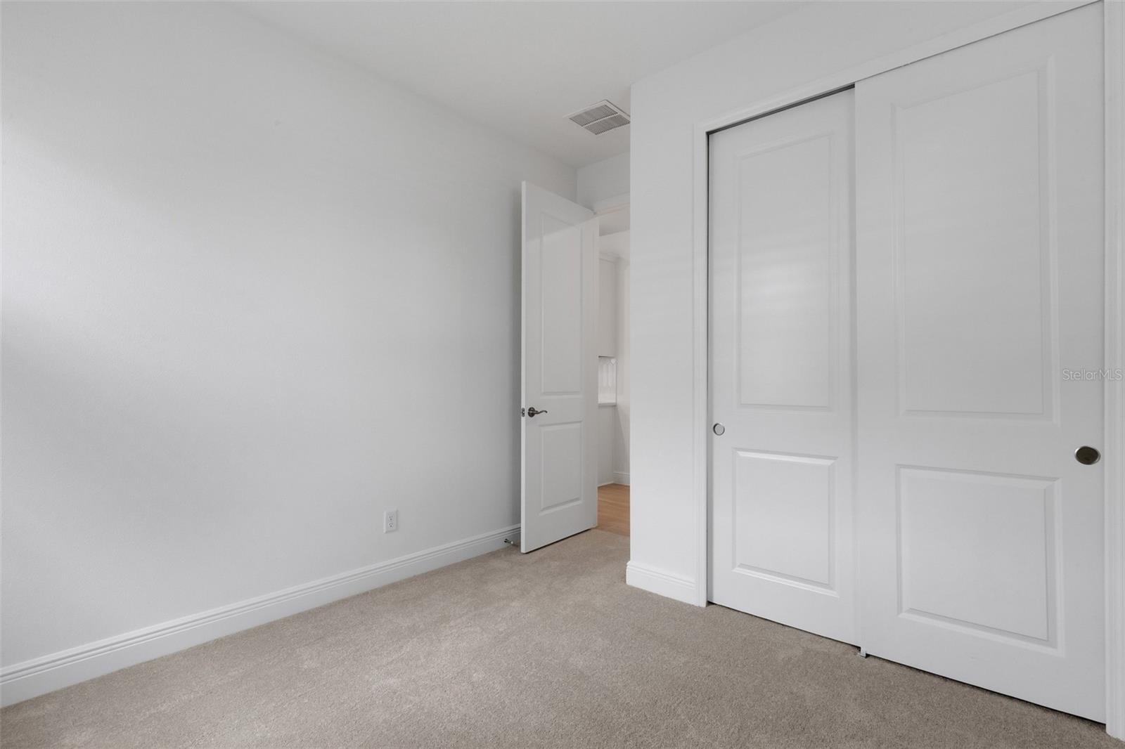 18135 Cherished Loop Property Photo 21