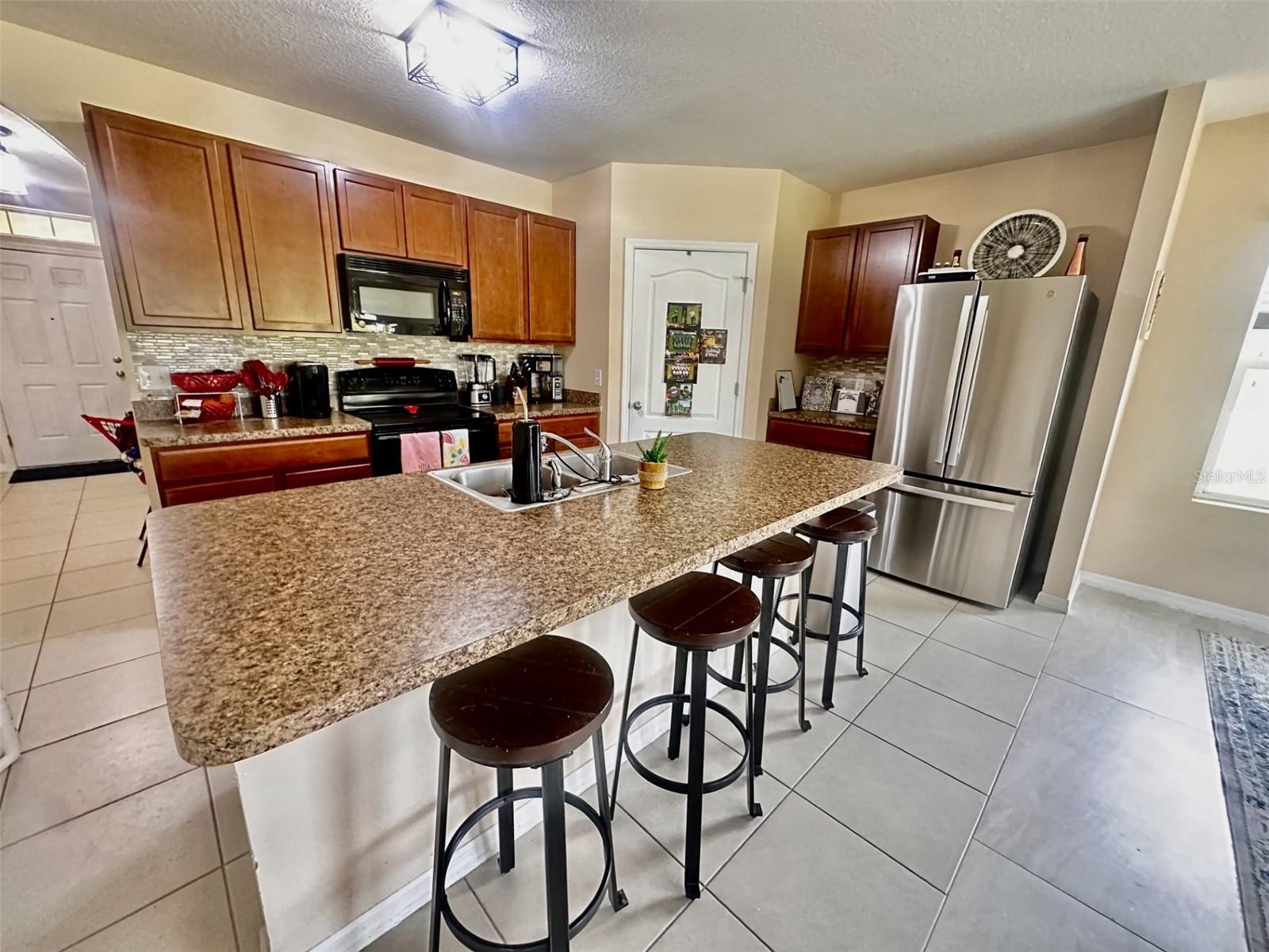 7114 58th Ter E Property Photo 9