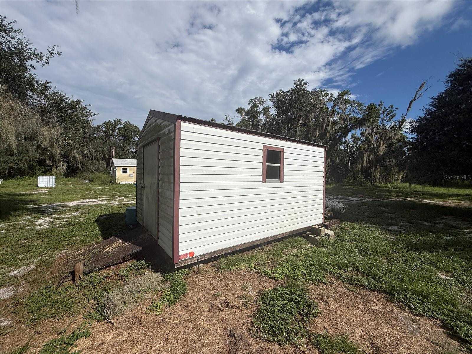 10305 Revell Rd Property Photo 16