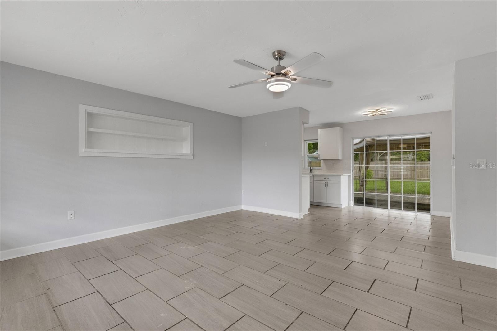 2522 Stratford Dr Property Photo 8