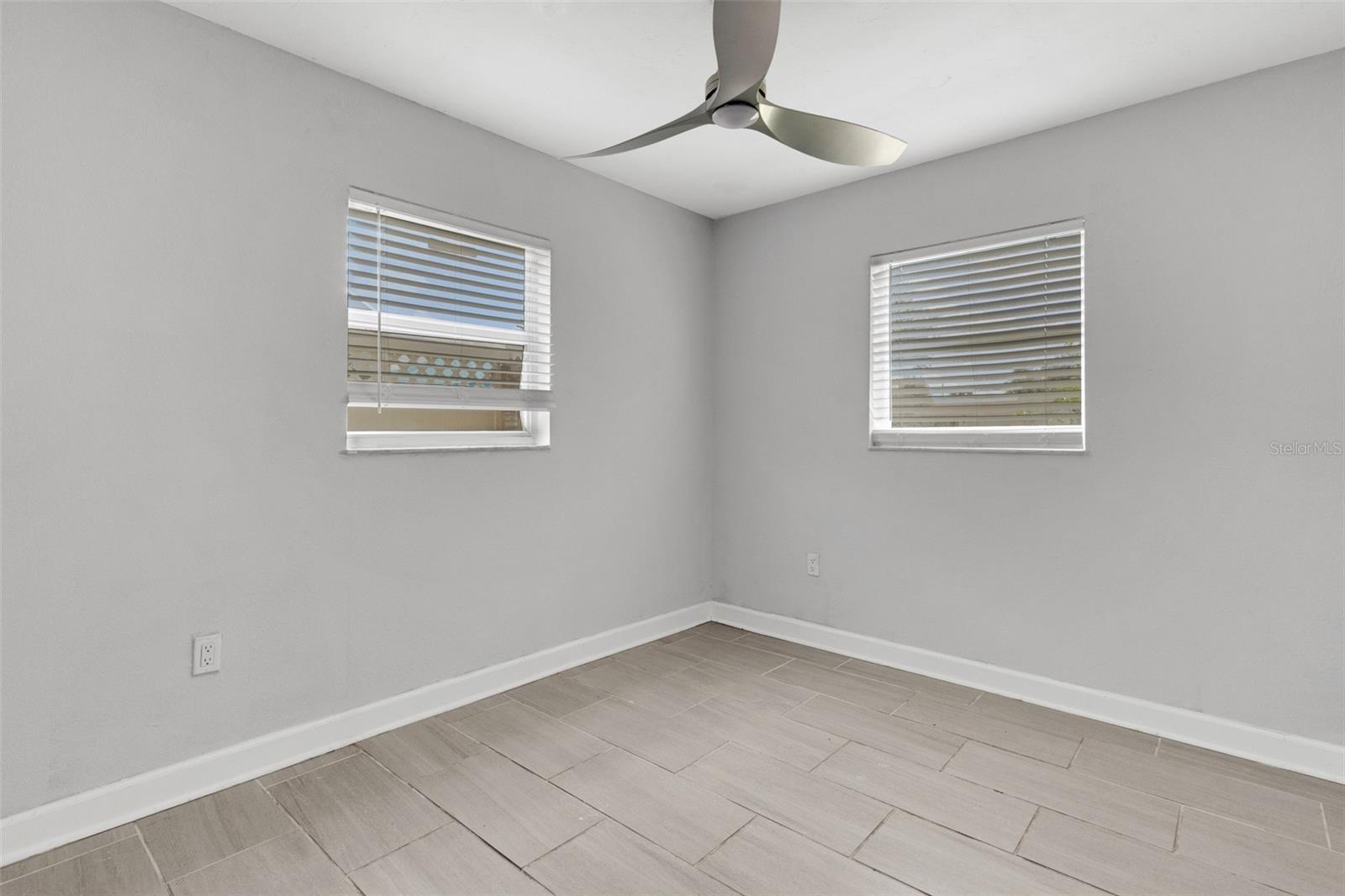 2522 Stratford Dr Property Photo 24